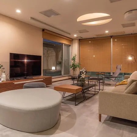 Bijou Suites Ai Premium 大阪 外观 照片